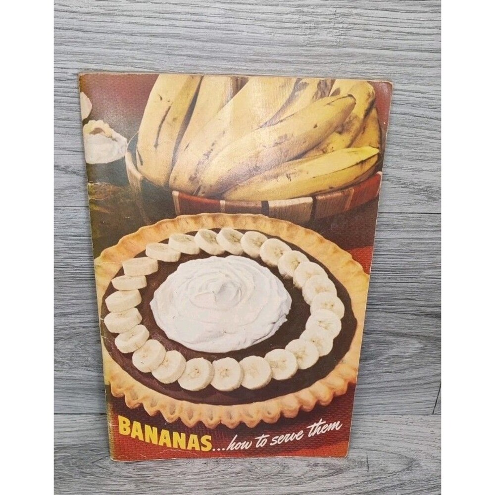 Vintage 1940 Bananas...how to serve them Paperback Cookbook Recipes